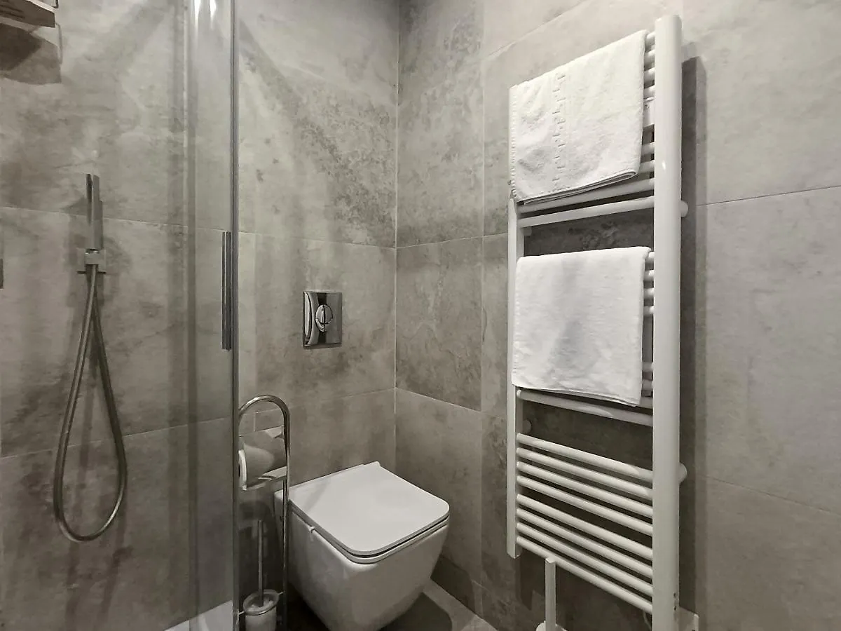 Superbe 2 Pieces Carre D'Or Avec Grande Terrasse Apartment Nice France